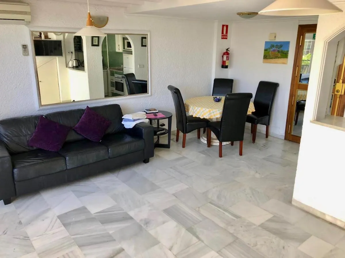 Skol Apartments Marbellac